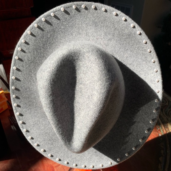 Beautiful Eugenia Kim - Picture 4 of 12